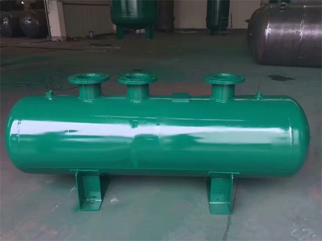 阿城阿城阿城蒸汽分气缸